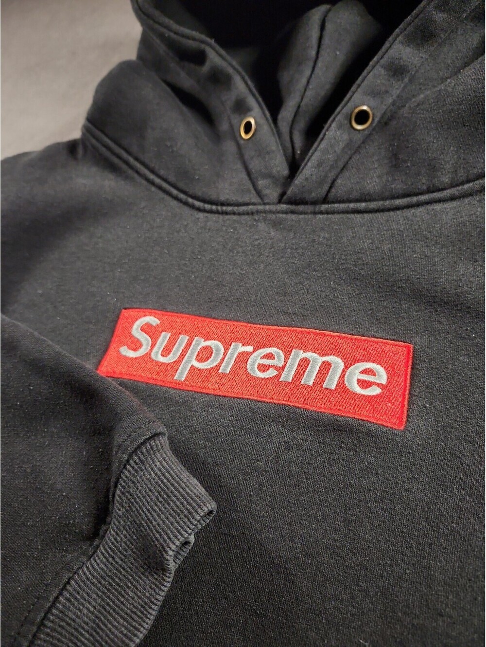 Supreme Youth Large Red Box Black Hoodie